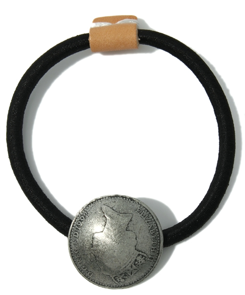 WEGO（ウィゴー）の「コンチョ付きゴムブレスレット（ヘアゴム・メンズ・ブラック/シルバー/ゴールド・FREE）」の2枚目の写真