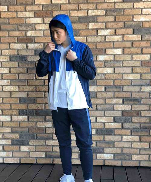 UNDER ARMOUR（アンダーアーマー）の「メンズ ライフスタイルウィンドブレーカー / スポーツスタイルウィンドブレーカー（マウンテンパーカー・メンズ・ネイビー/イエロー×グレー/ブラック/ホワイト・L/M/S/XXL/XL）」の14枚目の写真