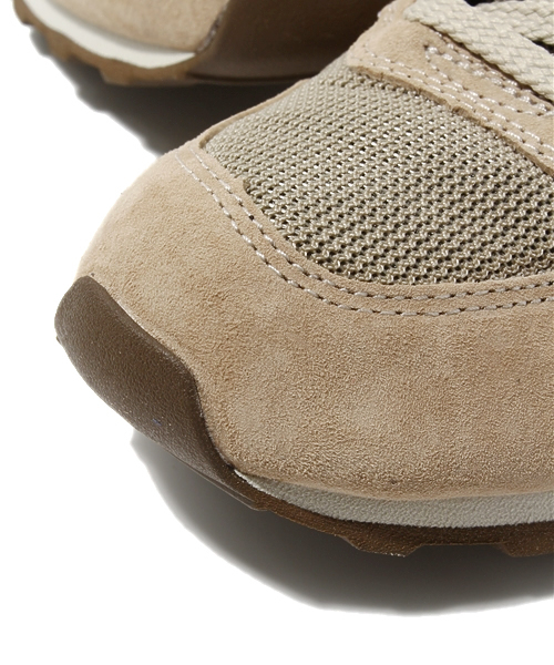 BEAUTY&YOUTH UNITED ARROWS（ビューティーアンドユースユナイテッドアローズ）の「BYBC new balance WR996 スニーカー（スニーカー・レディース・ゴールド/ブラック・23cm/23.5cm/24cm/24.5cm/25cm）」の8枚目の写真