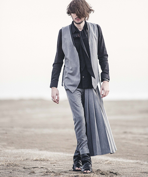 NO ID.（ノーアイディ）の「mko6608-ｵｰﾌﾟﾝﾄｩﾄﾞﾚｰﾌﾟﾌﾞｰﾂ（ブーツ）」 - WEAR