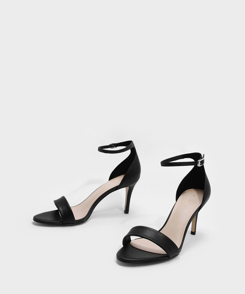 CHARLES & KEITH(チャールズ & キース)の「アンクルストラップヒール / ANKLE STRAP HEELS(パンプス・レディース・グリーン/ブラック/レッド・22.5cm/23.5cm/24.5cm/23cm/25cm)」の5枚目の写真