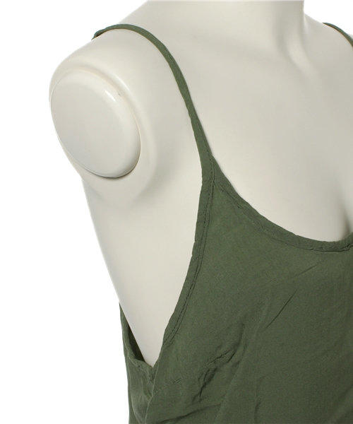 ROSE BUD（ローズバッド）の「(BRANDY&MELVILLE)MR809-68S OPEN BACK CAMI TOP（キャミソール・レディース・ブラック/ホワイト系その他/オリーブ・SMALL）」の7枚目の写真