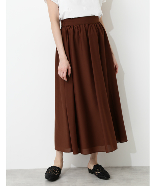 NATURAL BEAUTY BASIC（ナチュラルビューティーベーシック）の「【雑誌掲載】カラーマキシスカート（スカート・レディース・ブラウン/イエロー/ブルー・SMALL/MEDIUM）」の4枚目の写真