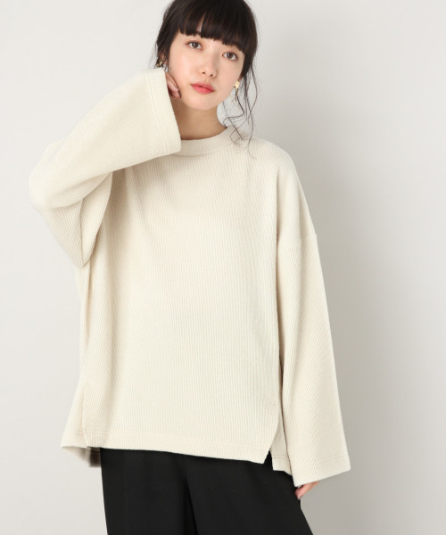 LOWRYS FARM(ローリーズファーム)の「キノウサカリバプルオーバー 810429(Tシャツ/カットソー・レディース・ブラック/ベージュ/オフホワイト/グリーン/バーガンディー・MEDIUM/LARGE)」の2枚目の写真