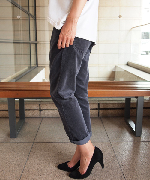 BEAUTY&YOUTH UNITED ARROWS（ビューティーアンドユースユナイテッドアローズ）の「by ※∵コーデュロイ9分丈テーパードパンツ ◆（その他パンツ・レディース・グレー/ベージュ/ケリー/オフホワイト/ライトグレー/ネイビー/ライトブルー・SMALL/MEDIUM/LARGE）」の14枚目の写真
