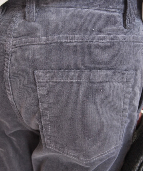 BEAUTY&YOUTH UNITED ARROWS（ビューティーアンドユースユナイテッドアローズ）の「by ※∵コーデュロイ9分丈テーパードパンツ ◆（その他パンツ・レディース・グレー/ベージュ/ケリー/オフホワイト/ライトグレー/ネイビー/ライトブルー・SMALL/MEDIUM/LARGE）」の18枚目の写真