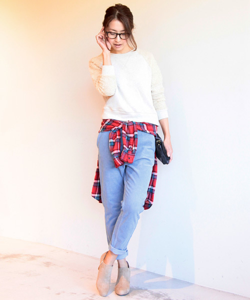 BEAUTY&YOUTH UNITED ARROWS（ビューティーアンドユースユナイテッドアローズ）の「by ※∵コーデュロイ9分丈テーパードパンツ ◆（その他パンツ・レディース・グレー/ベージュ/ケリー/オフホワイト/ライトグレー/ネイビー/ライトブルー・SMALL/MEDIUM/LARGE）」の9枚目の写真