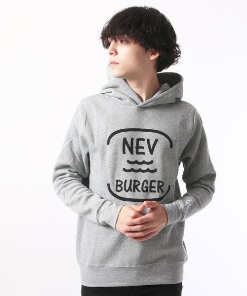 NEV(ネブ)の「パイル起毛 フロントプリント プルオーバー パーカー(パーカー・メンズ・杢グレー/チャコール/ネイビー・M/L)」の2枚目の写真