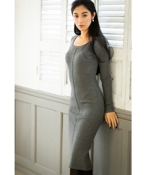 Ambient アンビエント の ｶｼﾐｱﾗｳﾝﾄﾞﾈｯｸﾐﾓﾚﾘﾌﾞﾆｯﾄﾜﾝﾋﾟｰｽ ワンピース Wear