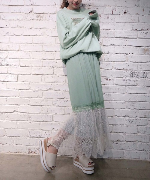 one after another NICE CLAUP(ワンアフターアナザーナイスクラップ)の「アソートプリント 裏毛トップス(スウェット・レディース・アイボリー/ミント/ライトベージュ・FREE)」の15枚目の写真