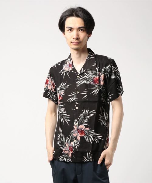 STYLEBLOCK（スタイルブロック）の「総柄開襟オープンカラーレーヨンアロハシャツ（シャツ/ブラウス・メンズ・ホワイト/ベージュ/パープル/レッド/ホワイト系その他/ブラック系その他/ブルー系その他/ブラック系その他2/ブラック系その他3/ブラック系その他4/ブラック系その他5/ブルー系その他2/ブルー系その他3/ブルー系その他4・LL/M/L）」の4枚目の写真