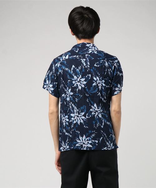 STYLEBLOCK（スタイルブロック）の「総柄開襟オープンカラーレーヨンアロハシャツ（シャツ/ブラウス・メンズ・ホワイト/ベージュ/パープル/レッド/ホワイト系その他/ブラック系その他/ブルー系その他/ブラック系その他2/ブラック系その他3/ブラック系その他4/ブラック系その他5/ブルー系その他2/ブルー系その他3/ブルー系その他4・LL/M/L）」の16枚目の写真