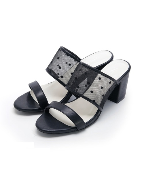 VIVIAN（ヴィヴィアン）の「バイカラーチャンキーヒールサンダル（サンダル・レディース・シルバー系その他3/イエロー×ブラック/霜降りグレー/ダークブラック/ホワイト×シルバー/ライトベージュ/アイボリー/ブラック×シルバー/ホワイト×グリーン/レオパード/その他3/その他5・M/L/LL/S）」の11枚目の写真