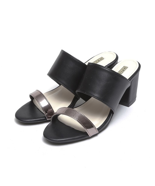 VIVIAN（ヴィヴィアン）の「バイカラーチャンキーヒールサンダル（サンダル・レディース・シルバー系その他3/イエロー×ブラック/霜降りグレー/ダークブラック/ホワイト×シルバー/ライトベージュ/アイボリー/ブラック×シルバー/ホワイト×グリーン/レオパード/その他3/その他5・M/L/LL/S）」の15枚目の写真