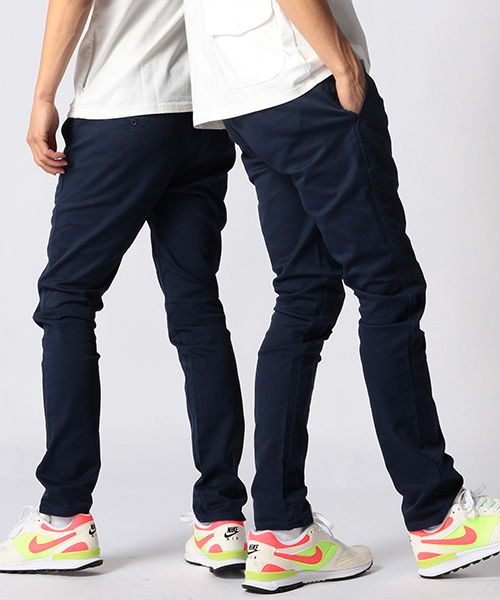 BEAMS（ビームス）の「○BEAMS / ハイストレッチ スキニーチノ（チノパンツ・メンズ・ブラック/ベージュ/ネイビー/ブルー系その他/ブラウン系その他/ブラック系その他・SMALL/MEDIUM/X-LARGE/LARGE）」の6枚目の写真