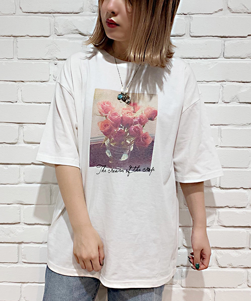 apres jour(アプレジュール)の「アソートフォトBIG Tシャツ【ZOZOTOWN限定アイテム】(Tシャツ/カットソー・レディース・ブラック/オフホワイト/その他/ホワイト系その他/ホワイト系その他2・フリー)」の1枚目の写真