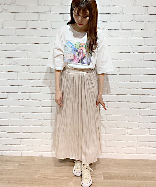 apres jour(アプレジュール)の「アソートフォトBIG Tシャツ【ZOZOTOWN限定アイテム】(Tシャツ/カットソー・レディース・ブラック/オフホワイト/その他/ホワイト系その他/ホワイト系その他2・フリー)」の11枚目の写真