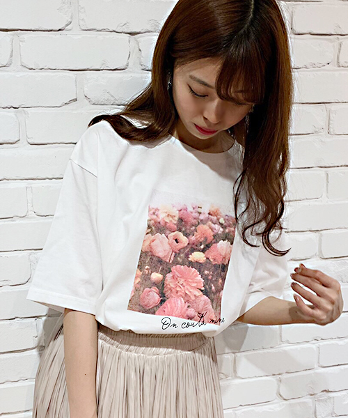 apres jour(アプレジュール)の「アソートフォトBIG Tシャツ【ZOZOTOWN限定アイテム】(Tシャツ/カットソー・レディース・ブラック/オフホワイト/その他/ホワイト系その他/ホワイト系その他2・フリー)」の22枚目の写真