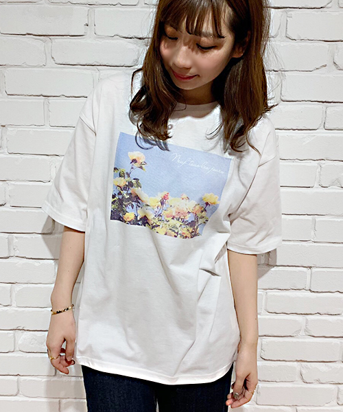apres jour(アプレジュール)の「アソートフォトBIG Tシャツ【ZOZOTOWN限定アイテム】(Tシャツ/カットソー・レディース・ブラック/オフホワイト/その他/ホワイト系その他/ホワイト系その他2・フリー)」の21枚目の写真