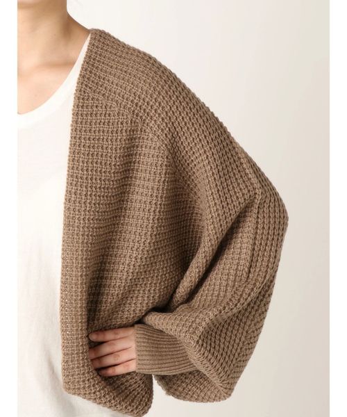 Ungrid(アングリッド)の「バックデザインスリーブボリュームカーデ(カーディガン/ボレロ・レディース・アイボリー/モカ・FREE)」の14枚目の写真