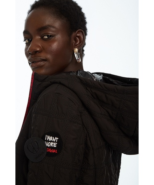 Desigual(デシグアル)の「パッド入りショートオーバーコート EDIMBURGO(カバーオール・レディース・レッド/ブラック・2L/3L/4L/S/M/L)」の19枚目の写真