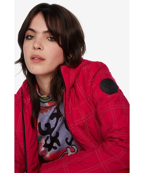 Desigual(デシグアル)の「パッド入りショートオーバーコート EDIMBURGO(カバーオール・レディース・レッド/ブラック・2L/3L/4L/S/M/L)」の12枚目の写真