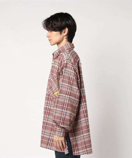 291295=HOMME(ニーキューイチニーキューゴーオム)の「オーバーサイズ チェックシャツ ボックスシルエット(シャツ/ブラウス・メンズ・レッド系その他/ベージュ系その他・FREE)」の3枚目の写真