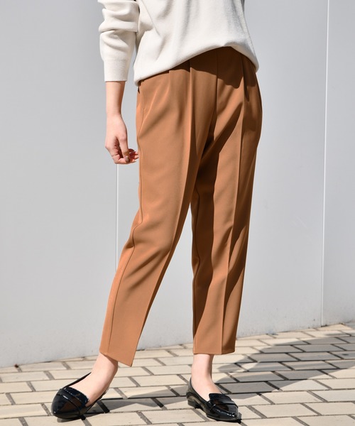 Ambre Neige（アンブルネージュ）の「テーパードゴムパンツ【WEB/EC限定商品】（その他パンツ・レディース・ブラック/ベージュ/キャメル・SMALL/MEDIUM）」の3枚目の写真