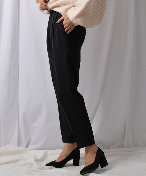 Ambre Neige（アンブルネージュ）の「テーパードゴムパンツ【WEB/EC限定商品】（その他パンツ・レディース・ブラック/ベージュ/キャメル・SMALL/MEDIUM）」の6枚目の写真