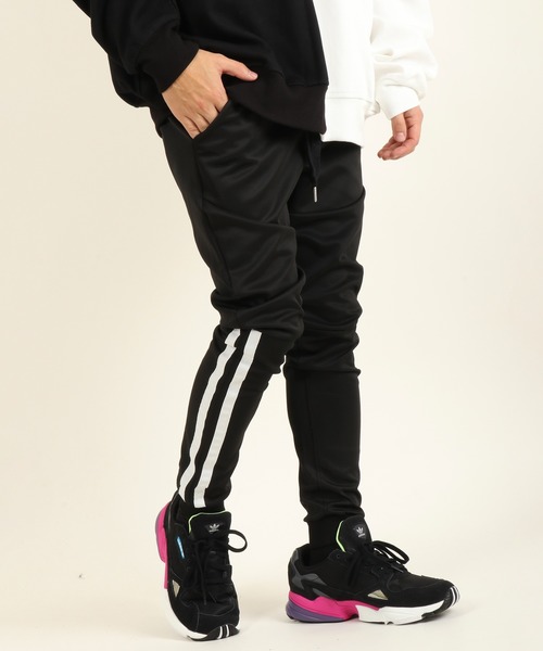 人気ブランドを スリムシルエット パンツ Re730 パンツ Re730 ラインジョガーパンツ パンツ Re730 アールイーセブンサーティー のファッション