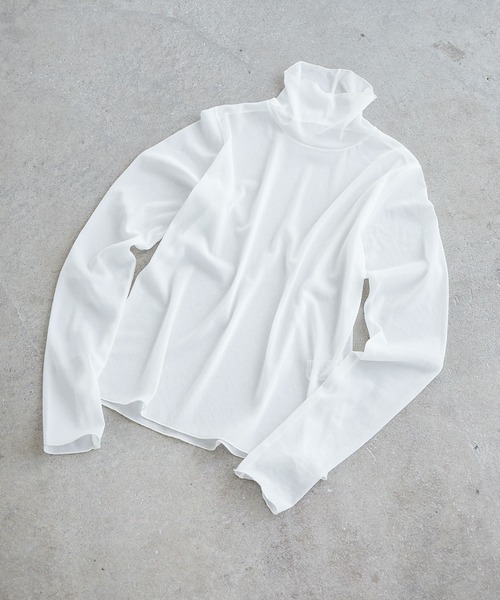 ADAM ET ROPE'（アダムエロペ）の「シアーメローシフォンタートル（Tシャツ/カットソー・レディース・ホワイト/ブルー・FREE）」の2枚目の写真