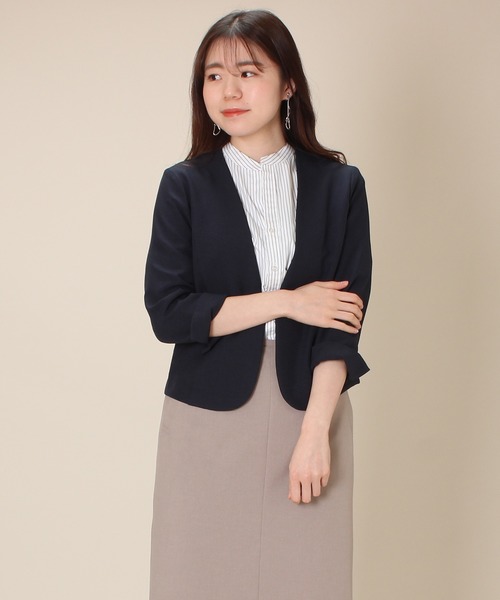 TRUDEA(トルディア)の「リネンライクVカラージャケット(ノーカラージャケット・レディース・ネイビー/ベージュ/キャメル/ライトグレー・MEDIUM/LARGE/SMALL)」の6枚目の写真