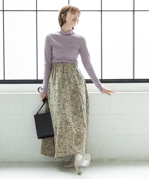 coen（コーエン）の「【WEB限定カラー】コットンメロウタートルネックカットソー（Tシャツ/カットソー・レディース・ネイビー/イエロー/その他1/その他3/ライラック/グレー/その他2/ブラック/オフホワイト/その他4/パープル・LARGE/MEDIUM）」の20枚目の写真