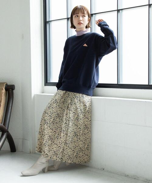 coen（コーエン）の「【WEB限定カラー】コットンメロウタートルネックカットソー（Tシャツ/カットソー・レディース・ネイビー/イエロー/その他1/その他3/ライラック/グレー/その他2/ブラック/オフホワイト/その他4/パープル・LARGE/MEDIUM）」の21枚目の写真