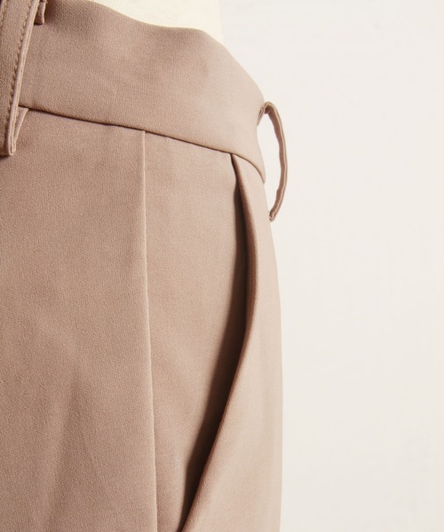 tocco closet（トッコ　クローゼット）の「センタースリットテーパードパンツ≪tocco closet luxe≫（その他パンツ・レディース・モカ/ブラック・M）」の19枚目の写真