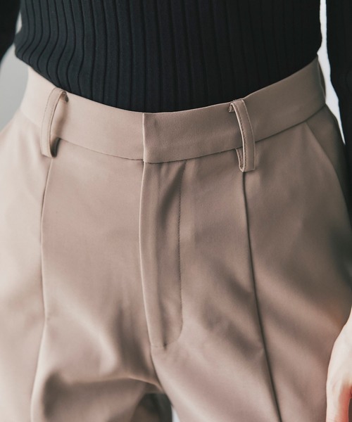 tocco closet（トッコ　クローゼット）の「センタースリットテーパードパンツ≪tocco closet luxe≫（その他パンツ・レディース・モカ/ブラック・M）」の14枚目の写真