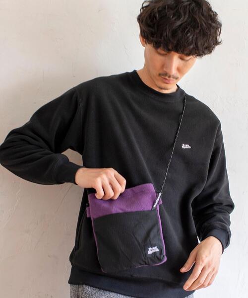 coen（コーエン）の「FreeSpeech(フリースピーチ)別注マイクロフリースサコッシュ（ショルダーバッグ・メンズ・オフホワイト/ブラック/グレー/ケリー/パープル・FREE）」の5枚目の写真