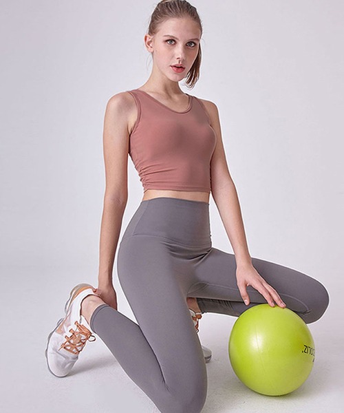 セール】レディースヨガウェア カップ付きブラトップス