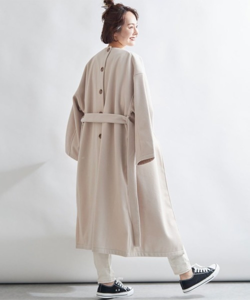 STYLEBLOCK（スタイルブロック）の「バックボタンスリットノーカラーコート（チェスターコート・レディース・グレイッシュベージュ/チャコールグレー/モカ/ホワイト系その他・M）」の2枚目の写真