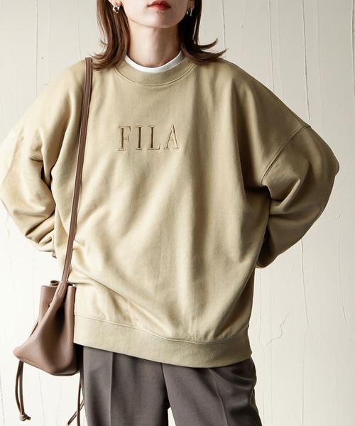Chillfar（チルファー）の「【FILA】【Chillfar 別注】デザインロゴ刺繍ビッグスウェット（スウェット・レディース・ホワイト/ブラック/グレー/ブルー/ベージュ・FREE）」の5枚目の写真