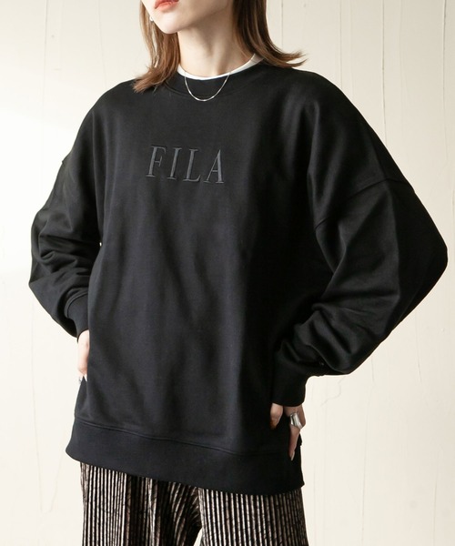 Chillfar（チルファー）の「【FILA】【Chillfar 別注】デザインロゴ刺繍ビッグスウェット（スウェット・レディース・ホワイト/ブラック/グレー/ブルー/ベージュ・FREE）」の3枚目の写真