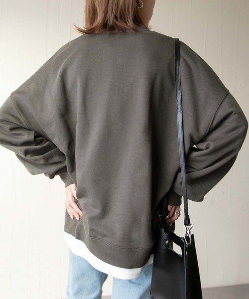 Chillfar（チルファー）の「【FILA】【Chillfar 別注】デザインロゴ刺繍ビッグスウェット（スウェット・レディース・ホワイト/ブラック/グレー/ブルー/ベージュ・FREE）」の19枚目の写真