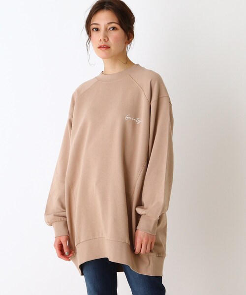 SHOO・LA・RUE(シューラルー)の「◆【M-3L】USAコットンロゴBIGプルオーバー(スウェット・レディース・チャコールグレー/ベージュ/ホワイト系/ライトオレンジ系・04/05/03/02)」の3枚目の写真