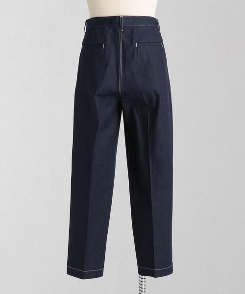 LOEFF（ロエフ）の「＜LOEFF（ロエフ）＞ 11.5oz タック デニムパンツ NAVY MEN'S（デニムパンツ・メンズ・ネイビー・1/2/0）」の2枚目の写真
