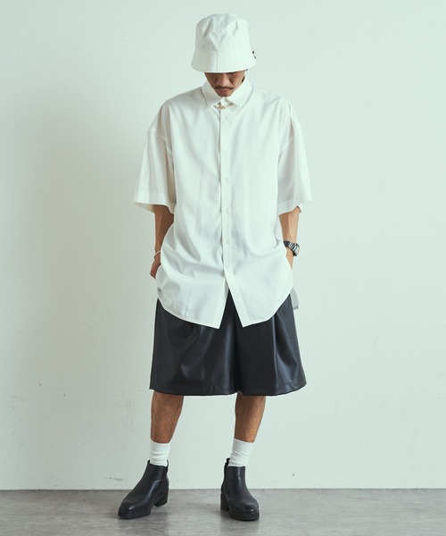 Lui's（ルイス）の「ウォッシャブルフェイクレザー ワイドショーツ（その他パンツ・メンズ・オフホワイト/ブラック・SMALL/MEDIUM）」の21枚目の写真