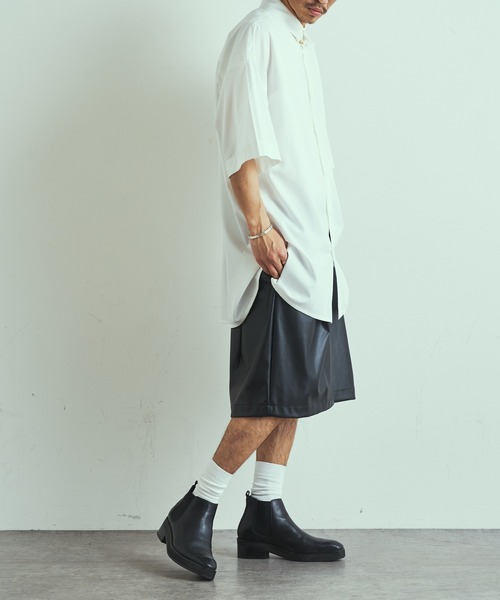 Lui's（ルイス）の「ウォッシャブルフェイクレザー ワイドショーツ（その他パンツ・メンズ・オフホワイト/ブラック・SMALL/MEDIUM）」の16枚目の写真