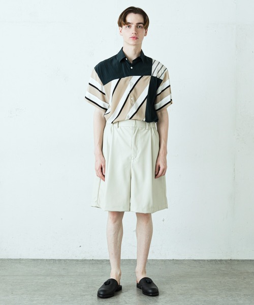 Lui's（ルイス）の「ウォッシャブルフェイクレザー ワイドショーツ（その他パンツ・メンズ・オフホワイト/ブラック・SMALL/MEDIUM）」の12枚目の写真