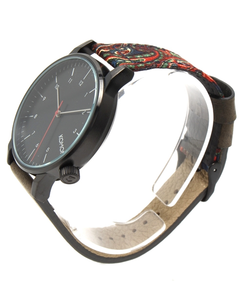 KOMONO.（コモノ）の「ユニセックス コモノ 腕時計 ペイズリー チェック カモフラ柄 KOMONO WINSTON GALORE（アナログ腕時計・レディース・ブラック/グレー/チャコールグレー/レッド・ONE SIZE）」の8枚目の写真