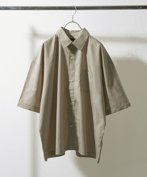 ZIP FIVE(ジップファイブ)の「【ZIP FIVE】高密度T/Cブロードビックシルエット半端袖シャツ(シャツ/ブラウス・メンズ・ベージュ/ブルー/ブラック系/ネイビー系/ブラック/オリーブ/ダークネイビー/ブラック系3/パープル/チャコールグレー×ブラック/ブラック系1/オフホワイト/チャコール/ブラック系2・LARGE/MEDIUM)」の10枚目の写真