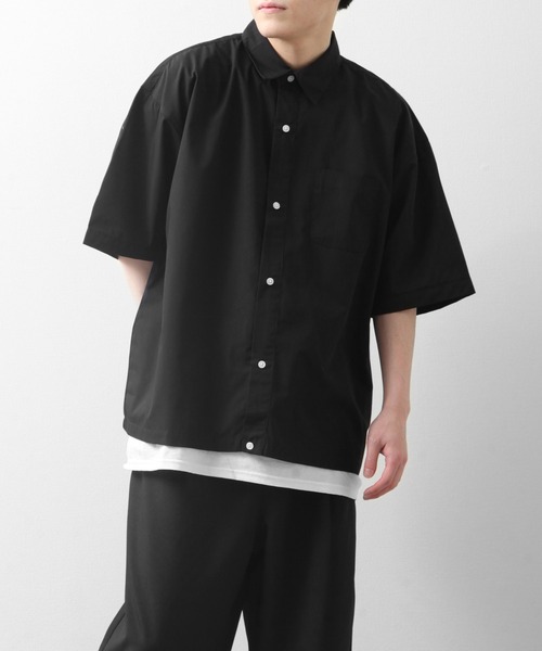 ZIP FIVE(ジップファイブ)の「【ZIP FIVE】高密度T/Cブロードビックシルエット半端袖シャツ(シャツ/ブラウス・メンズ・ベージュ/ブルー/ブラック系/ネイビー系/ブラック/オリーブ/ダークネイビー/ブラック系3/パープル/チャコールグレー×ブラック/ブラック系1/オフホワイト/チャコール/ブラック系2・LARGE/MEDIUM)」の22枚目の写真